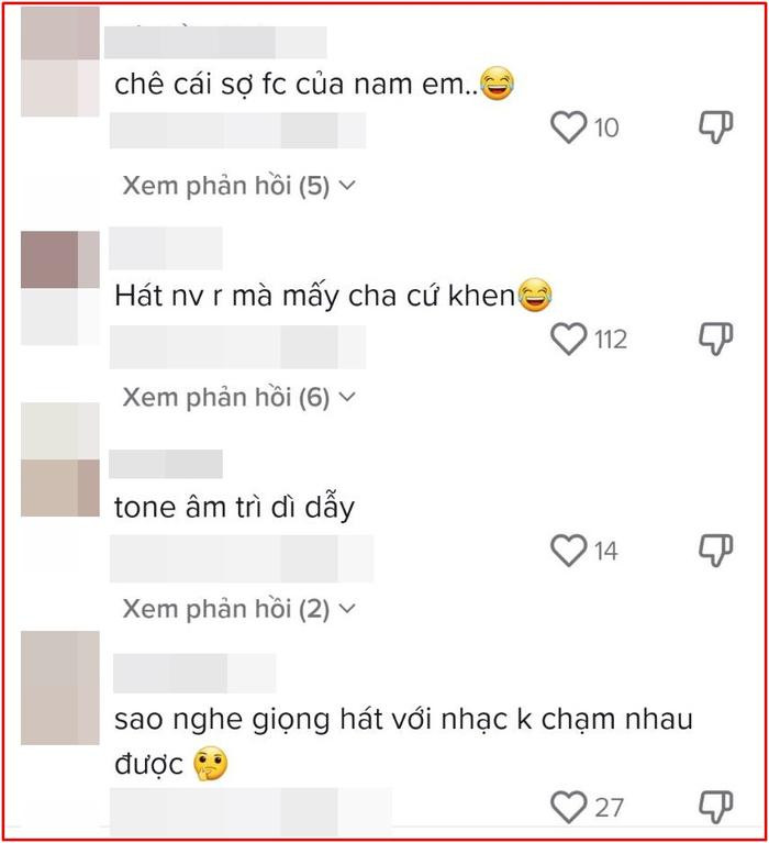 Hậu ồn ào với Nam Em, Bạch Công Khanh hát hò ra sao mà bị chê bai tơi bời thế này? Ảnh 1