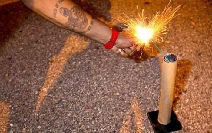 Đốt pháo nổ dịp Tết, nam thanh niên để lại hậu quả xót xa Ảnh 2