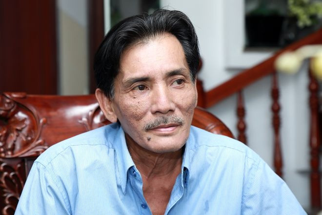 Diễn viên Thương Tín.