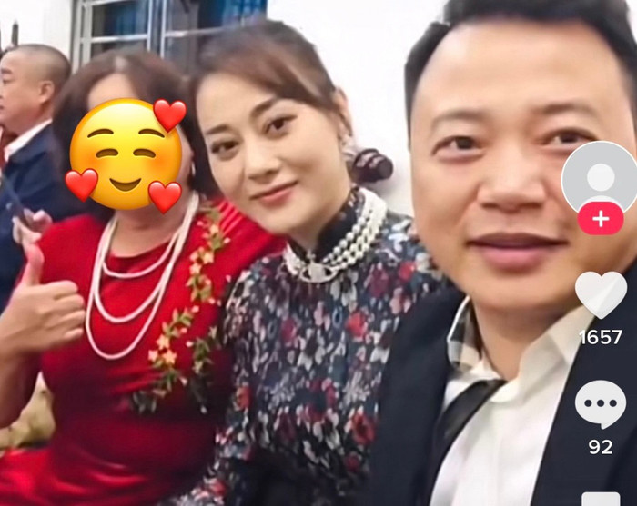 Khoảnh khắc Phương Oanh cùng Shark Bình cùng nhau đi chúc Tết họ hàng đã nhanh chóng thu hút sự quan tâm của công chúng.