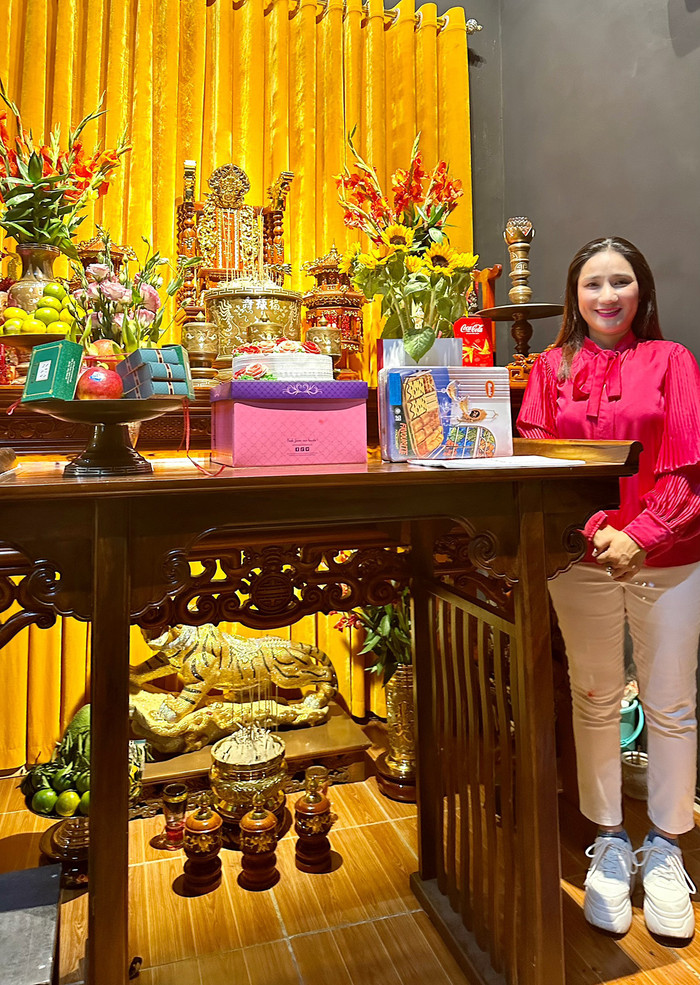 Đây là lần đầu tiên NSƯT Cát Tường trở lại sân khấu kịch sau gần 10 năm vắng bóng.