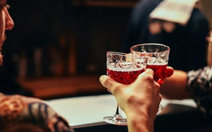 Khuyến cáo lượng rượu bia nên uống mỗi tuần để phòng chống bệnh tật Ảnh 2