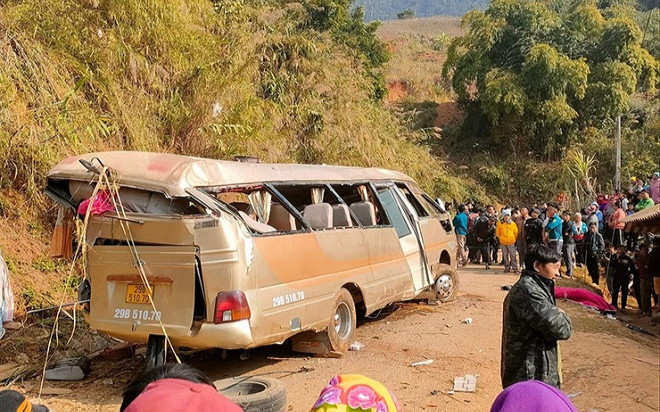 Vụ xe chở 18 người đi đám cưới rơi xuống vực ở Sơn La: Thêm 1 người tử vong Ảnh 2