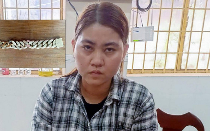 Qua chúc Tết nhà em họ, 'mẹ bỉm sữa' tiện tay làm điều này khiến cả gia đình xào xáo Ảnh 2