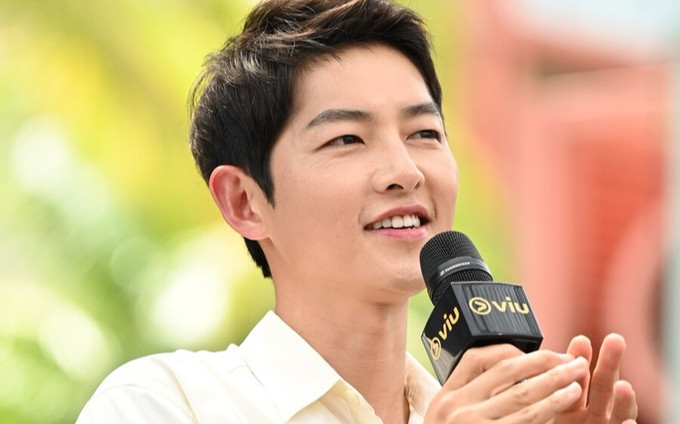Giới tính con đầu lòng của Song Joong Ki được hé lộ? Ảnh 2
