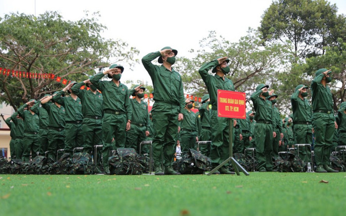 Bộ Quốc phòng trả lời cử tri kiến nghị nam giới đi nghĩa vụ quân sự trước khi vào đại học Ảnh 2