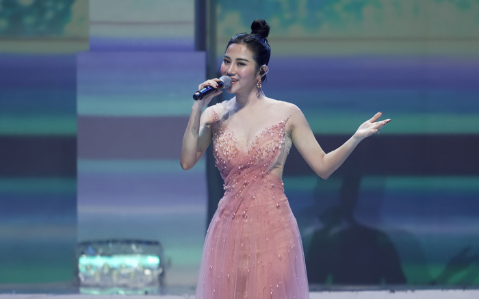 Được khán giả yêu cầu cover dòng nhạc 'sở đoản', Tố My thể hiện liệu có tốt như bolero? Ảnh 2