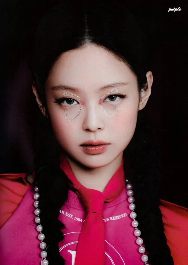 Hết tạo dáng phản cảm, Jennie (BLACKPINK) lại bị chỉ trích vì 'ngó lơ' fan Ảnh 7