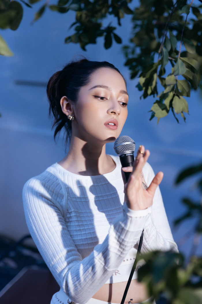 Bảo Anh bị phát hiện từng công khai ảnh cầm que thử thai, ôm bụng bầu đi giữa đường? Ảnh 5