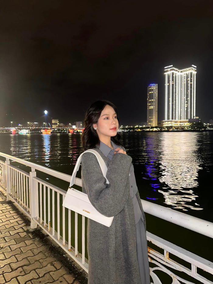 Hoặc khi dạo phố cùng bạn bè trong dịp nghỉ lễ.