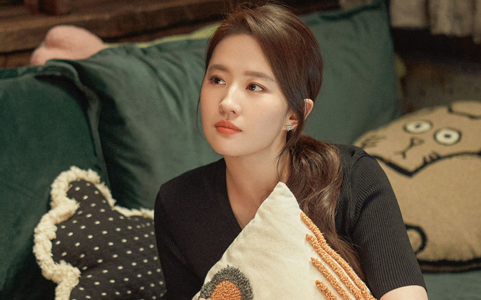 Hóa ra Lưu Diệc Phi đã từng công khai đưa người yêu đi dự sự kiện chung nhưng không ai để ý Ảnh 2