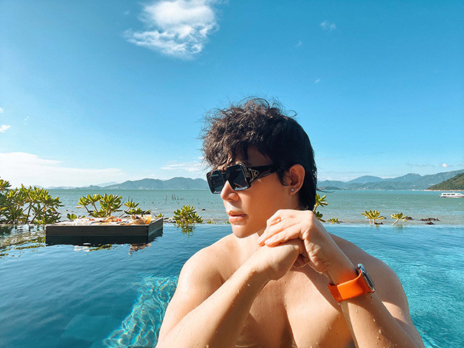 Nathan Lee chọn cách tận hưởng cuộc sống bằng những chuyến du lịch sang chảnh.