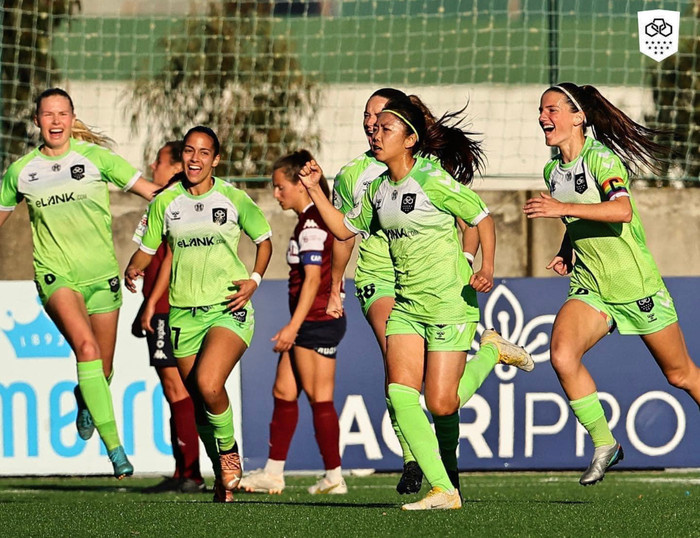 Tiền đạo Huỳnh Như có pha sút phạt đeph mắt giúp cho Lank FC thắng ngược Torreense 2-1.