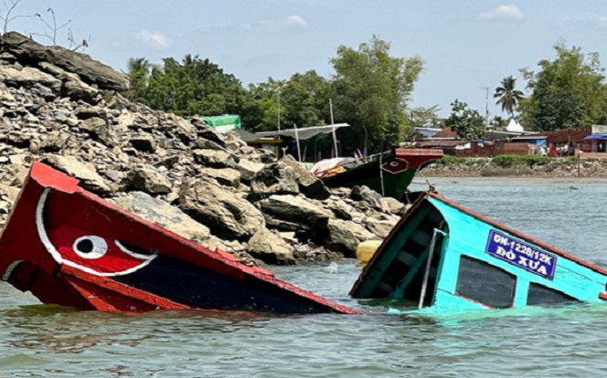 Nguyên nhân vụ lật thuyền trên sông Đồng Nai khiến hành khách tử vong Ảnh 2