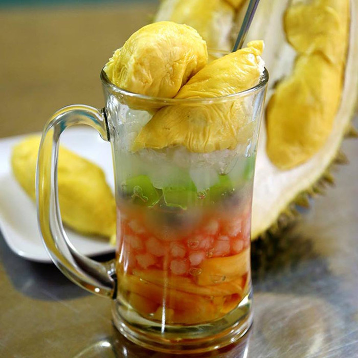 Chè Thái từ lâu đã trở thành một phần tinh túy của ẩm thực đường phố
