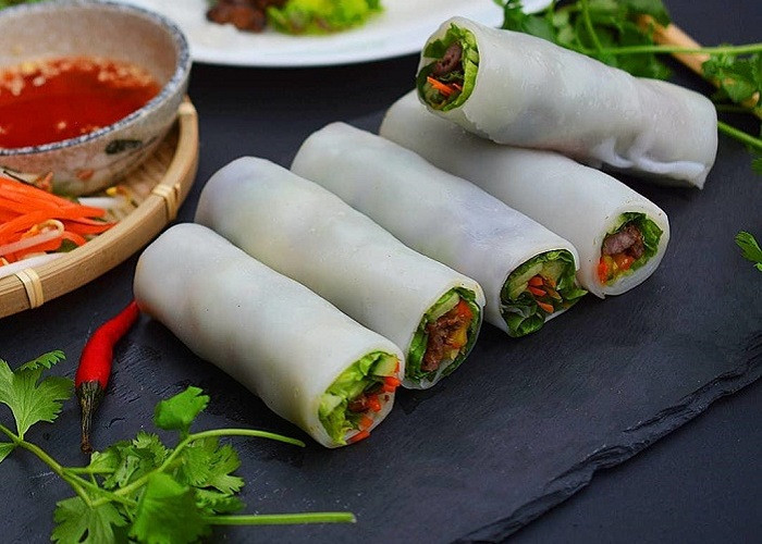Món phở cuốn hấp dẫn và độc đáo