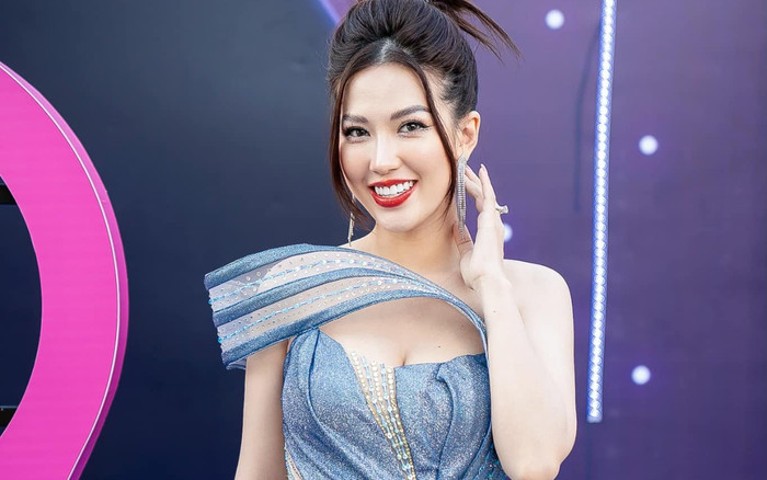 Nữ MC xinh đẹp hé lộ chuyện bị một cầu thủ Việt 'gạ tình', netizen xôn xao danh tính nhân vật chính Ảnh 2