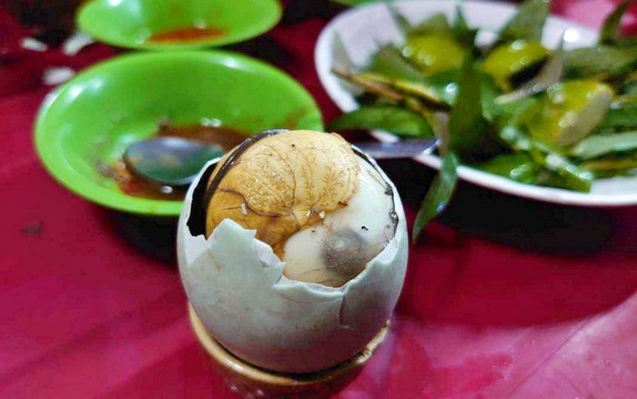 Trứng vịt lộn lọt top 100 món ăn tệ nhất thế giới 2023: Ban tổ chức nói gì về tiêu chí đánh giá? Ảnh 2