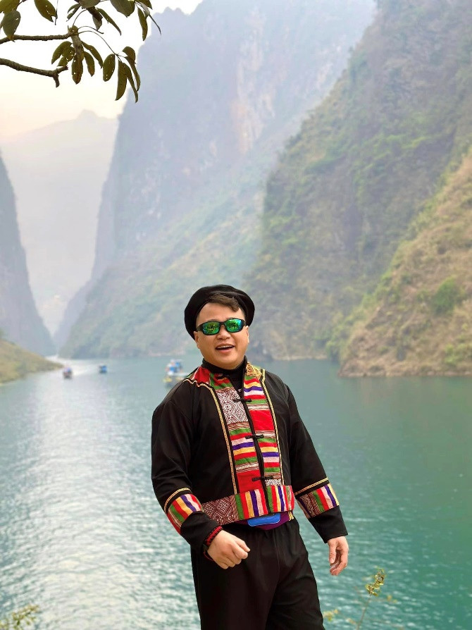 Hình ảnh mới nhất của Shark Bình.