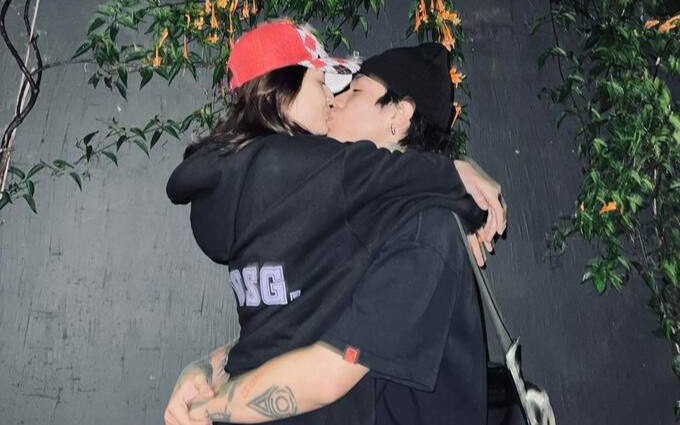 Động thái trái ngược của Bảo Anh và bạn trai tin đồn giữa nghi vấn mang bầu Ảnh 2