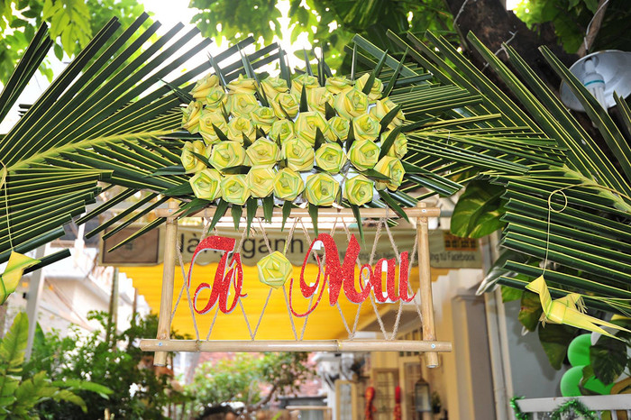 Cổng chào đám cưới để tên cô dâu - chú rể