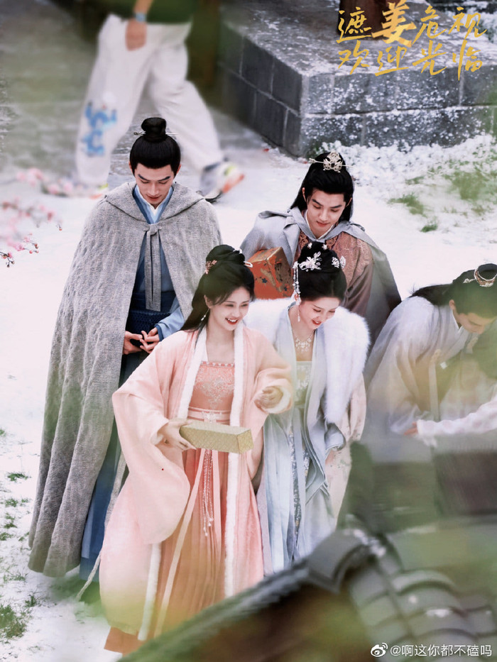 Bạch Lộc vừa công khai con gái đã bị đem ra so sánh với Angelababy Ảnh 4