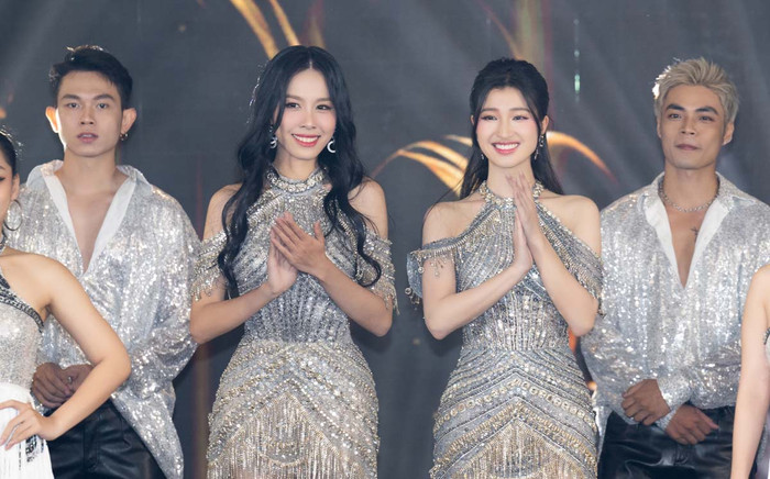 Á hậu Phương Nhi và Ngọc Hằng đọ sắc trên sân khấu: Á hậu Chánh cung có vượt qua 'Thần tiên tỷ tỷ'? Ảnh 2