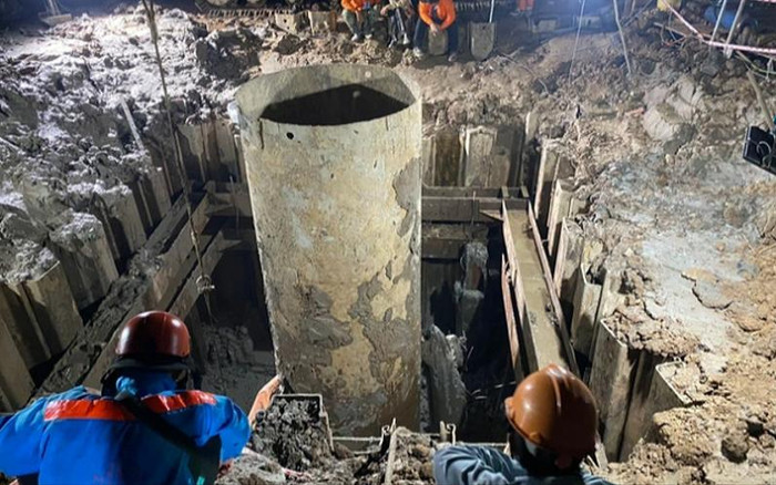 Vụ bé Hạo Nam rơi xuống trụ bê tông: Nhà thầu trả hết các chi phí cứu hộ? Ảnh 2