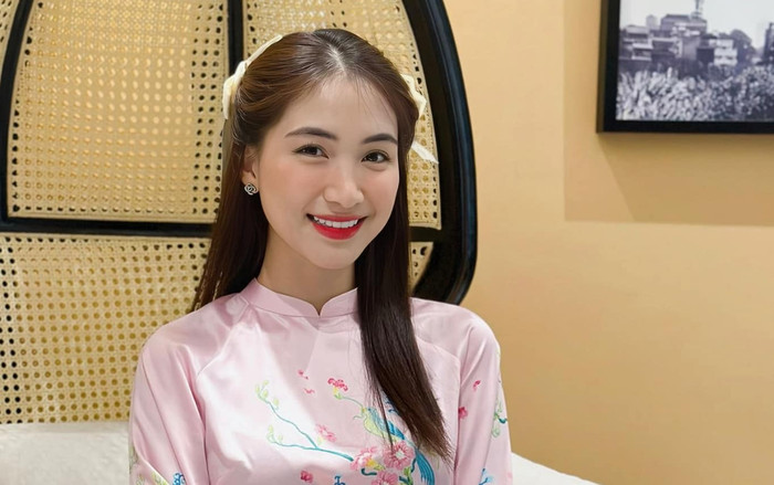 Hòa Minzy thông báo bán nhà cũ, netizen mê mẩn vì không gian 'hồng toàn tập' Ảnh 2