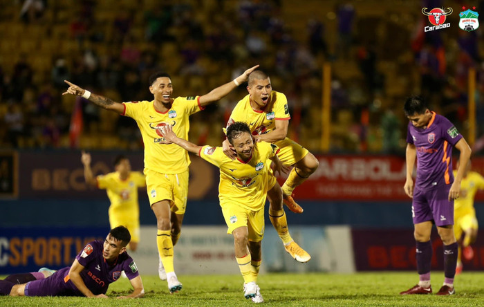 Châu Ngọc Quang mở tỷ số cho HAGL. Ảnh: HAGL