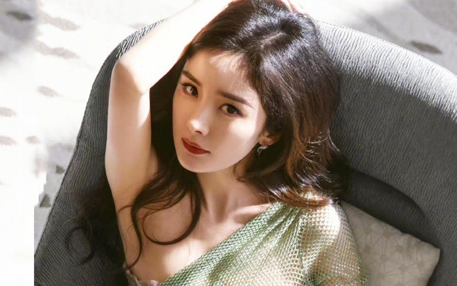 Dương Mịch có động thái gay gắt sau khi bị tung tin đồn làm mối cho các sao nữ 'đi khách' Ảnh 2