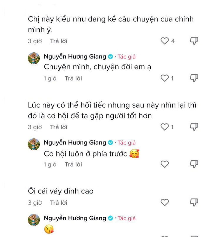 Hương Giang khá lạc quan và vui vẻ trả lời bình luận của một khán giả khi an ủi cô nàng: 'Cơ hội luôn ở phía trước'