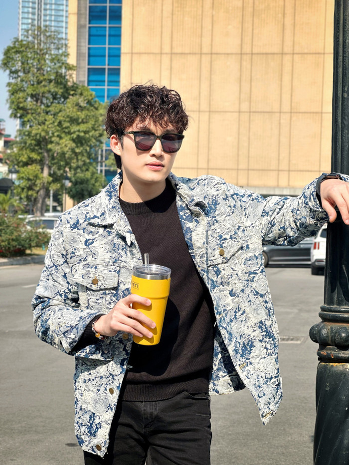 Đình Tú đang rục rịch trở lại màn ảnh nhỏ với vai Tú trong phim Đừng nói khi yêu