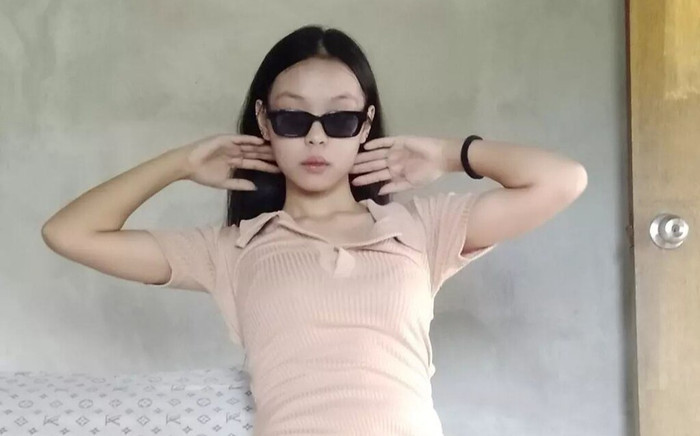 Phát hiện 'chị em thất lạc' của Jennie (BLACKPINK): Nhan sắc giống nhau đến ngỡ ngàng Ảnh 2