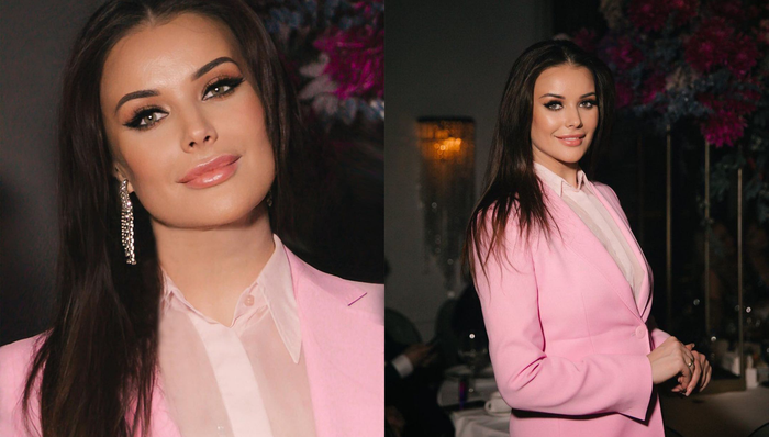 Dù đã bị truất ngôi, nhưng vẻ đẹp của Oxana là một biểu tượng chưa ai có thể so sánh được kể cả Miss Universe 2004 - Jennifer Hawkins (mệnh danh 'con gái cưng' của Donald Trump trong thời gian ông điều hành tổ chức). 