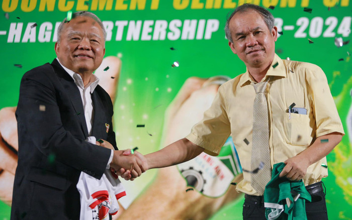 V.League, ĐTQG kiếm bộn tiền nhờ HAGL của bầu Đức đi trước về nhà tài trợ Ảnh 2