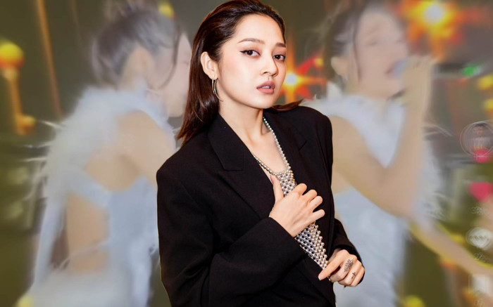 Rần rần clip Bảo Anh khoe bụng phẳng lì đi hát giữa nghi vấn mang bầu: Thực hư ra sao? Ảnh 2