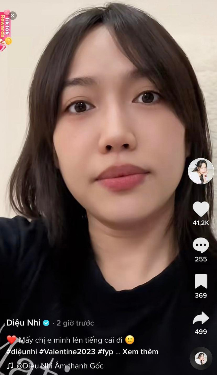 Diệu Nhi tự tin để mặt mộc, diện áo thun đơn giản