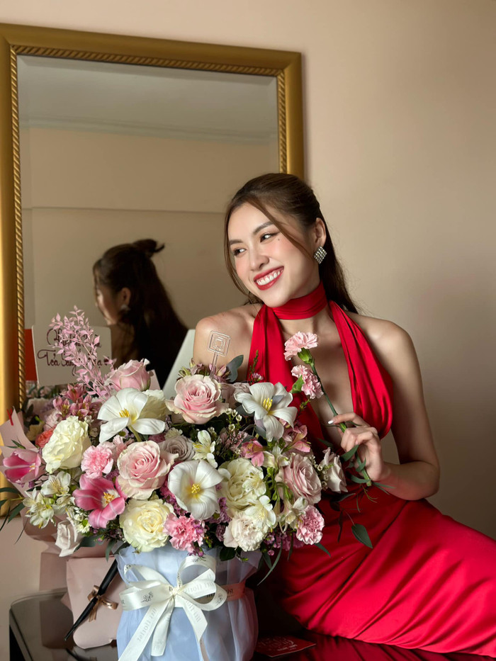 Thanh Thanh Huyền đụng váy với Đỗ Thị Hà: Em Top 13 chị ít nhất cũng Top 10 chứ Ảnh 3