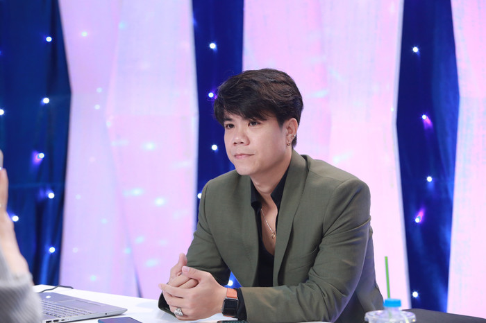 Đinh Mạnh Ninh là một trong những giám khảo quyền lịch góp mặt trong vòng casting Bài hát hay nhất phiên bản Big Song Big Deal.