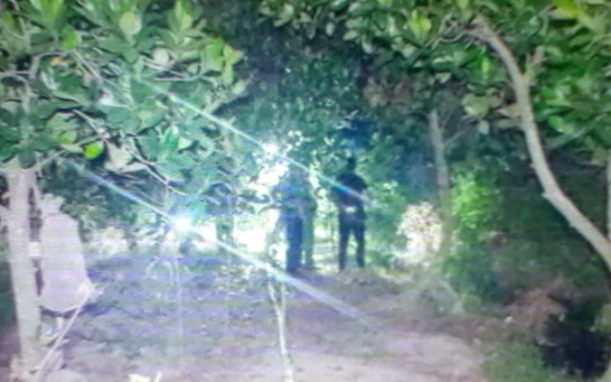 Điều tra vụ bé gái 18 tháng tuổi tử vong bất thường dưới mương nước Ảnh 2