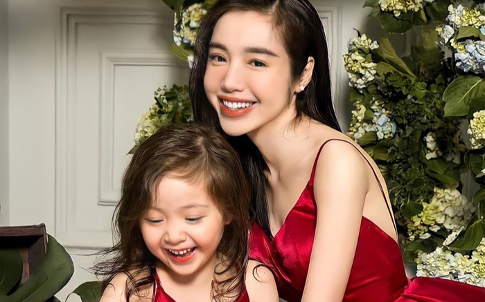 Elly Trần có phản ứng ra sao khi được dân mạng khuyên bớt đăng 'drama' để giữ tuổi thơ đẹp cho con Ảnh 2