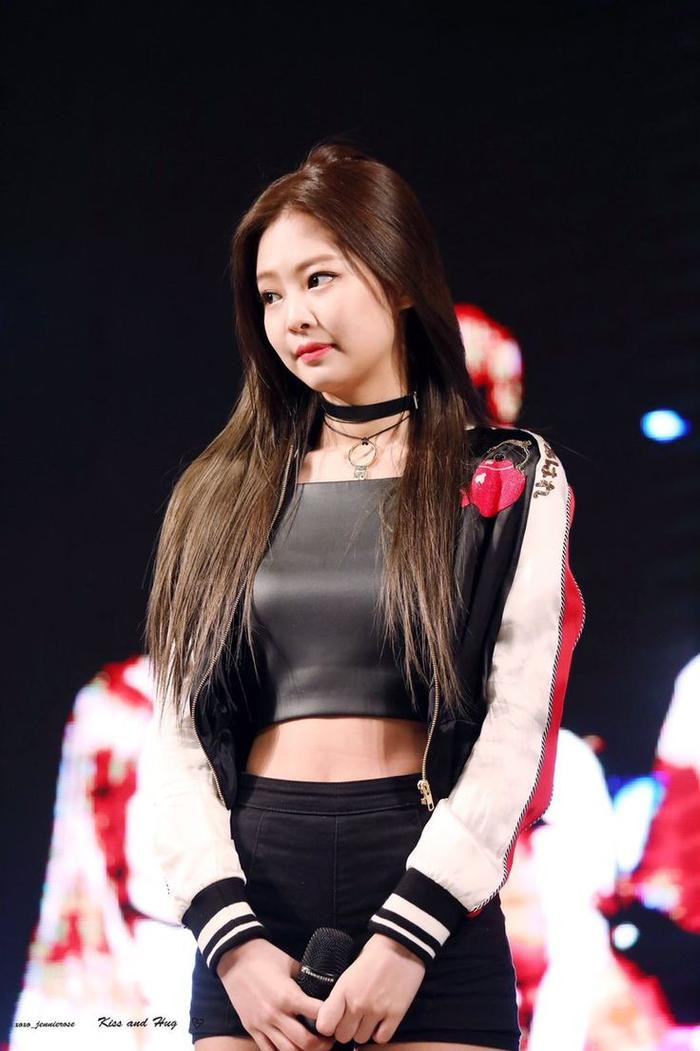  Lộ diện 'đàn em' tiếp theo của BLACKPINK, 'bắn rap' ra sao mà được khen hay hơn cả Jennie? Ảnh 4