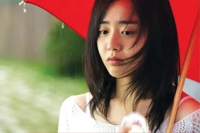 Cùng vào vai người khiếm thị nhưng Song Hye Kyo vẫn chưa thể thành công bằng mỹ nhân này Ảnh 1