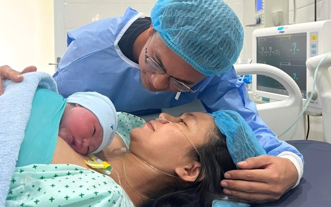 Em bé nặng 4,1kg nhưng Mâu Thủy vẫn quyết tâm sinh thường, netizen đoán ngay lý do Ảnh 2