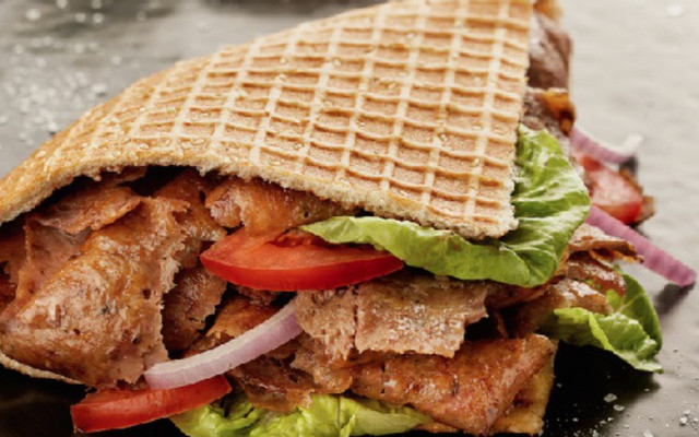 Doner Kebab được khá nhiều người dân Việt Nam yêu thích