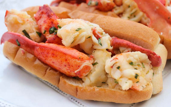 Bánh mì Lobster Roll