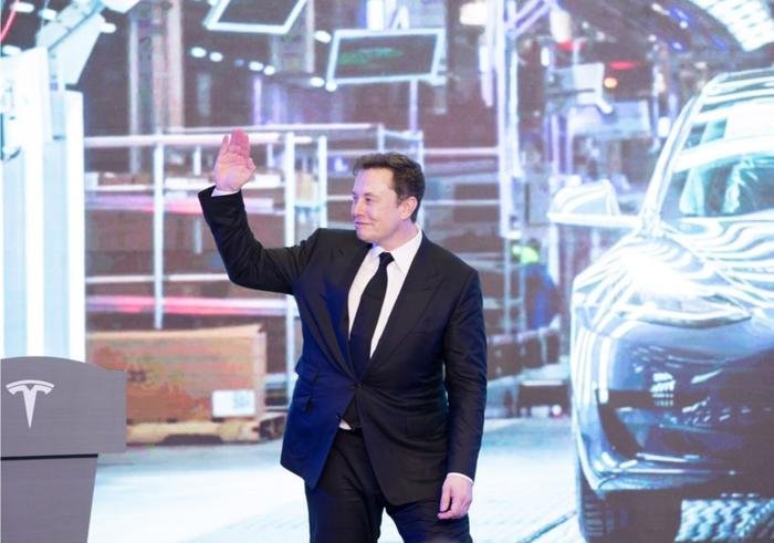 Elon Musk tiếp tục sa thải hàng loạt nhân viên Twitter Ảnh 1