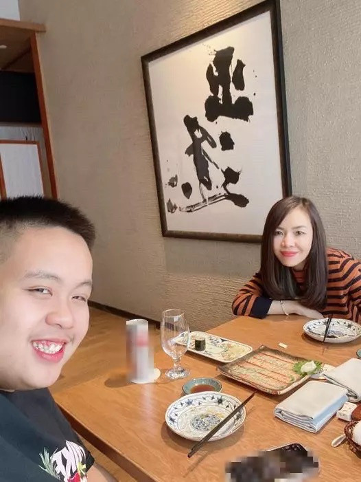 Thành tích học tập của Nam khiến công chúng ngưỡng mộ