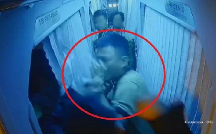 Vụ tài xế bị đánh vì không dừng xe cho cô gái đi vệ sinh trên cao tốc: Nhóm người hành hung khai gì? Ảnh 2